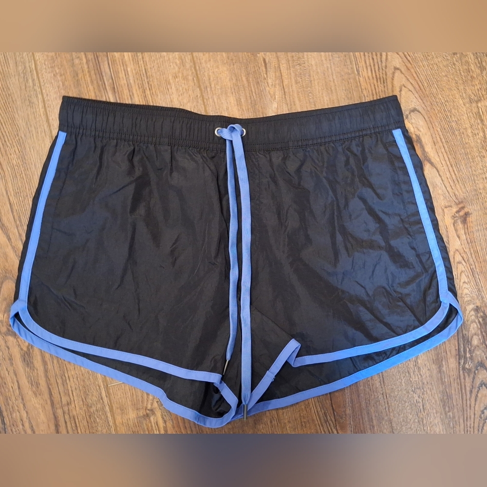 American Eagle Black Shorts ☆Size MED☆
